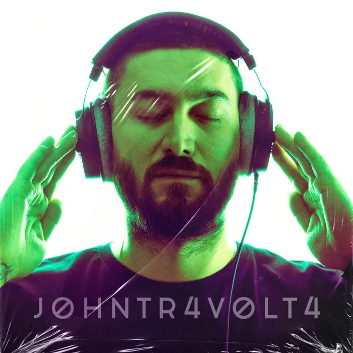 J0HNTR4V0LT4