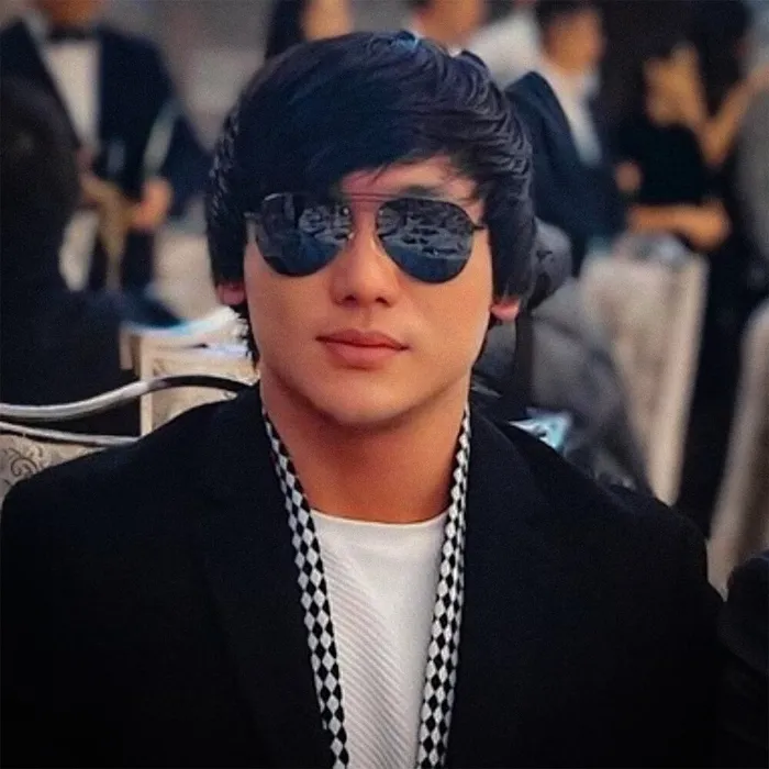 Сүйгенді сенде сүй