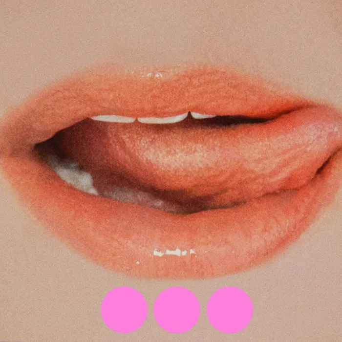 . (...)