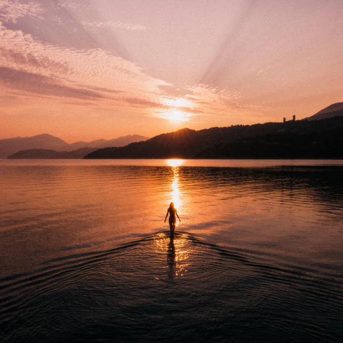 GOLDEN DAYLIGHT