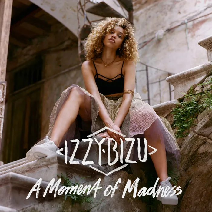 Izzy Bizu