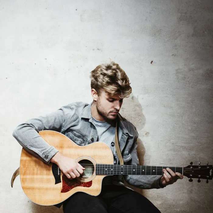 Sandro Cavazza