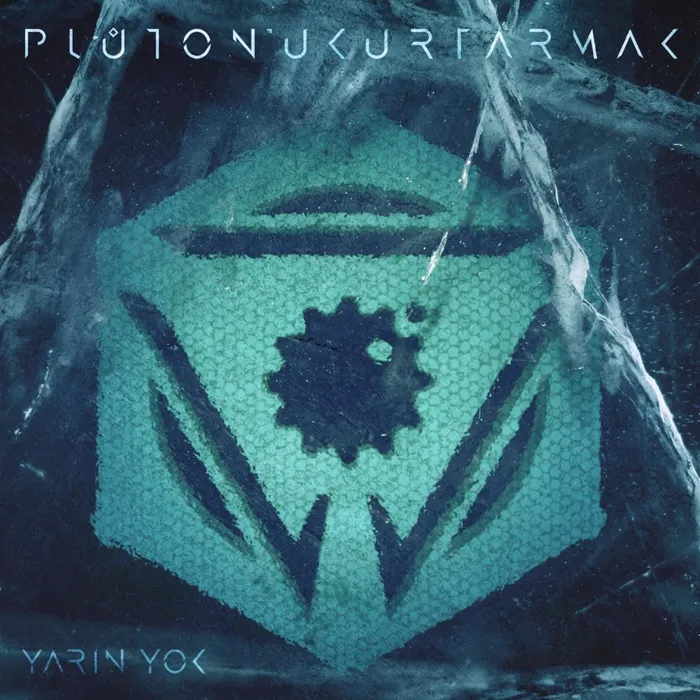 Plüton'u Kurtarmak