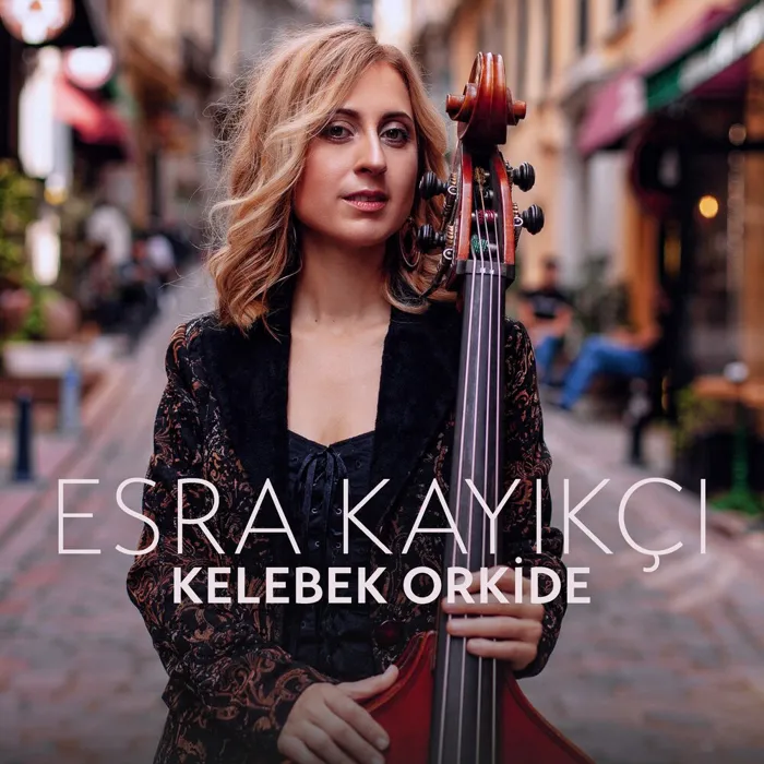 Esra Kayıkçı