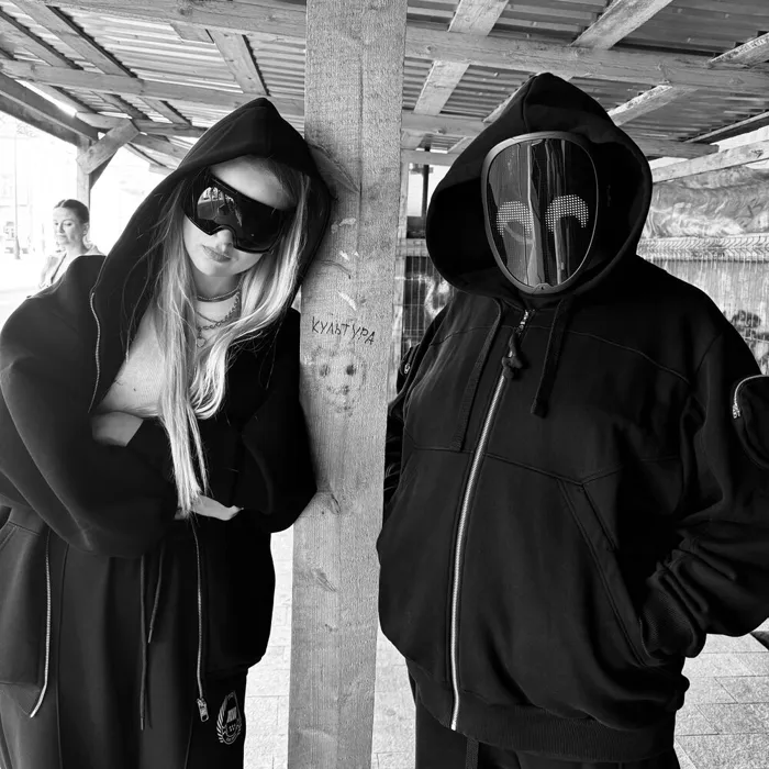 SLVVA & MISS DICH