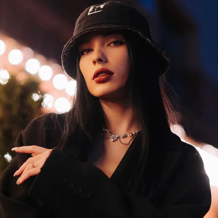 Rina KIM