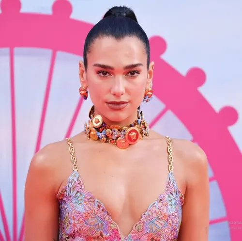 Dua Lipa