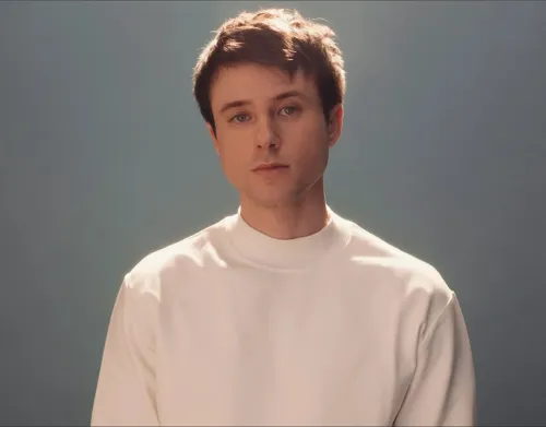 Alec Benjamin